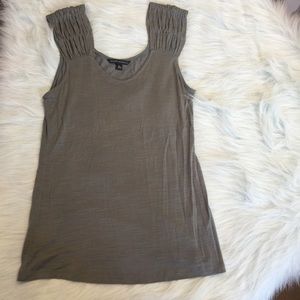 Banana Republic Sleeveless Top MEDIUM