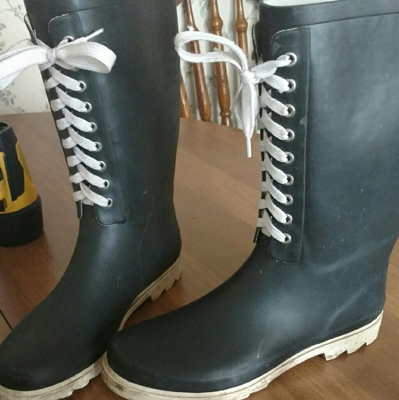 Rain boots