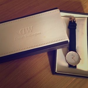 Daniel Wellington rose gold Sheffield watch
