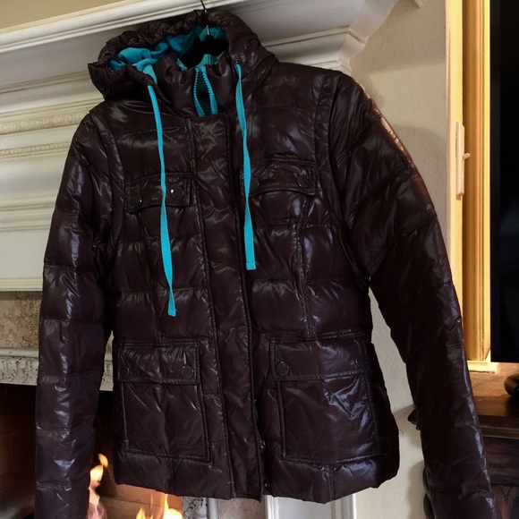 Boden US 6 Brown w/ Turquoise lining and zipper.