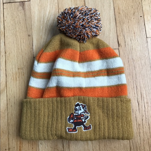 Cleveland Browns Unisex Pom Beanie Hat NFL