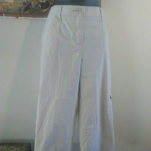 NWT Chicos Capri's