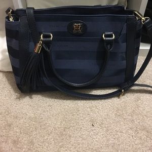 Tommy Hilfiger cross body bag