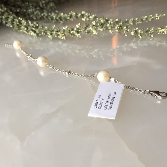 New 925 Silver bracelet 7-1/2” long with Fresh Water Pearls! - Picture 2 of 3