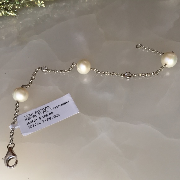 New 925 Silver bracelet 7-1/2” long with Fresh Water Pearls! - Picture 3 of 3