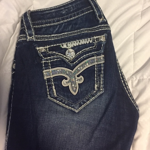 Size 25 Rock Revival Jeans!