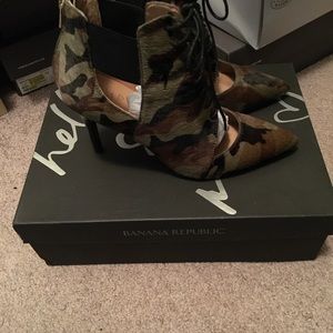 Fab Camo Booties