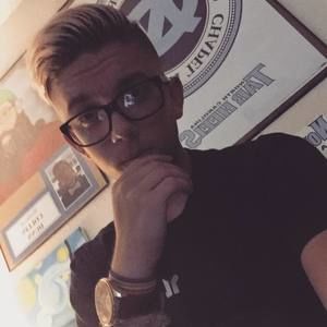 Meet your Posher, Collin