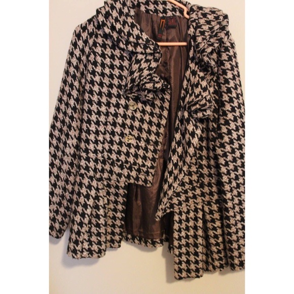 Tan and Black Houndstooth Coat
