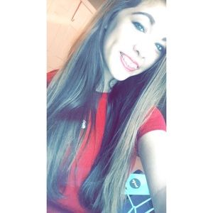 Meet your Posher, Brooke