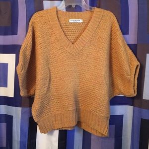 🎁 Gold Sweater 🎁