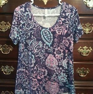 Lularoe Classic Tee
