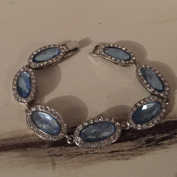 Lia Sophia bracelet