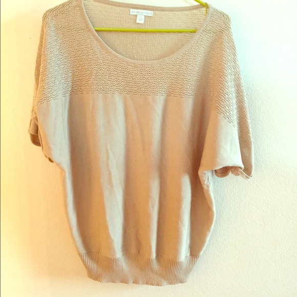 New York and Company beige/tan sweater