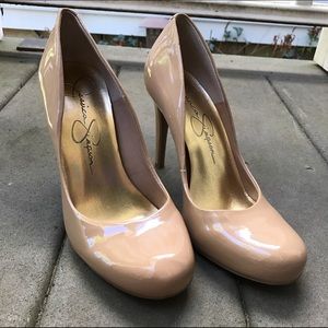 Nude Patent Jessica Simpson Pumps
