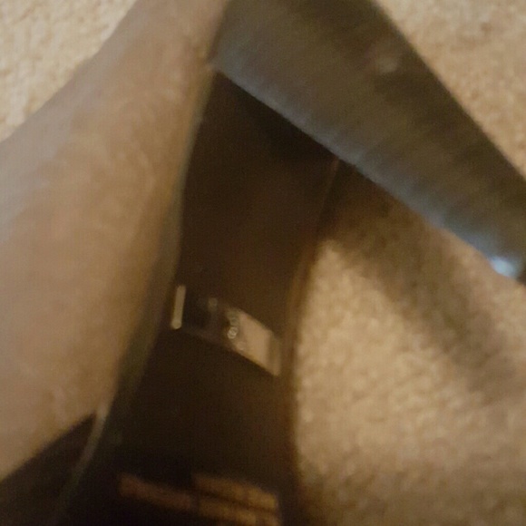 booties - Picture 4 of 4