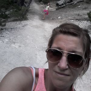 Meet your Posher, Angie