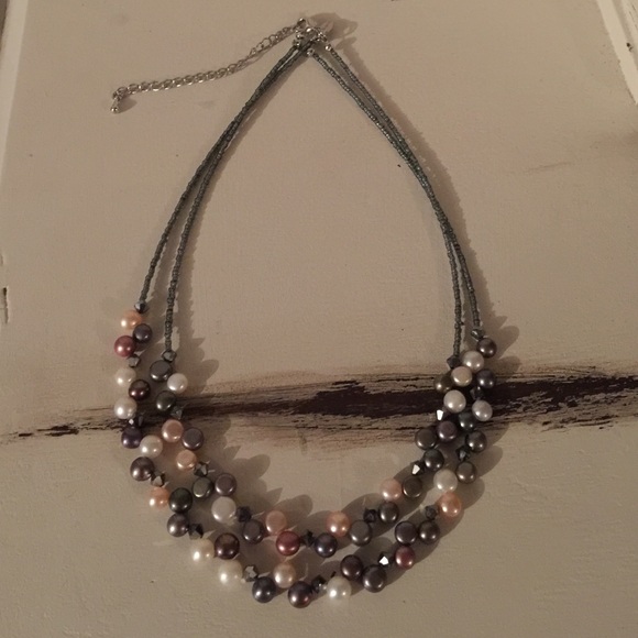Lia Sophia necklace