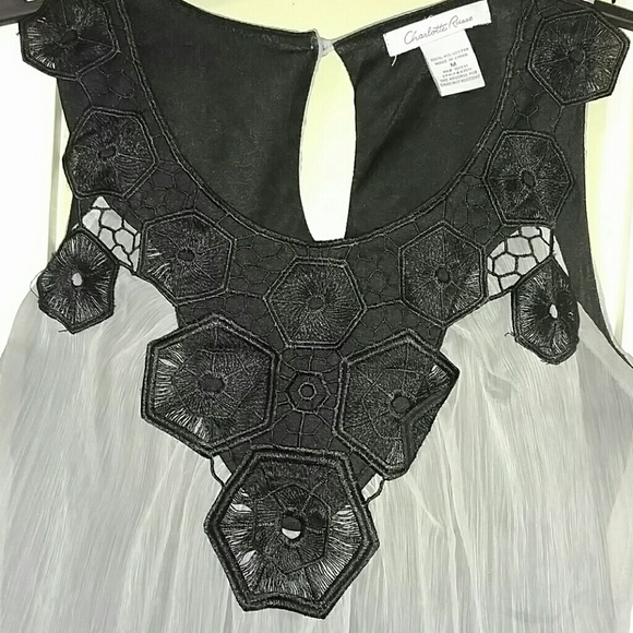 Sleeveless Gray & Black Shirt
