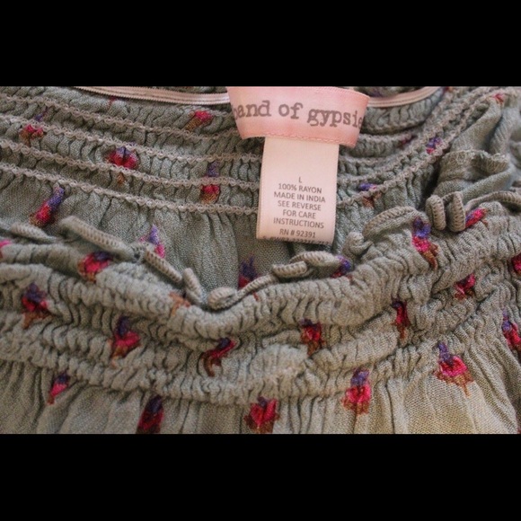 Patterned Crop Top - Picture 2 of 2