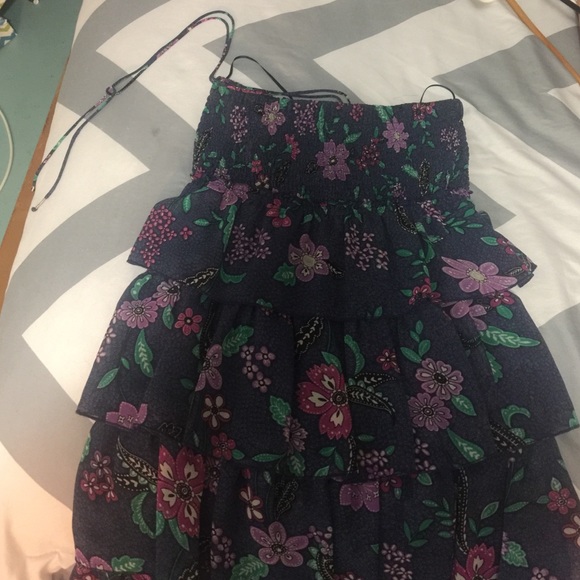 pretty floral dress! - Picture 2 of 2