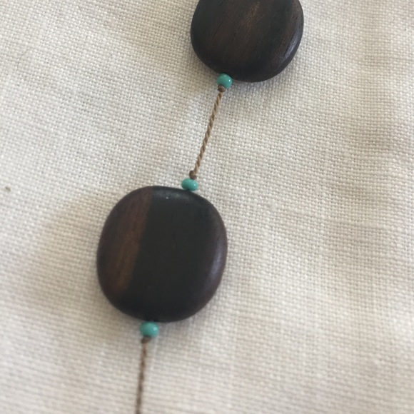 Wood and turquoise choker / necklace