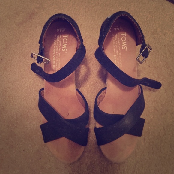 Toms Wedges