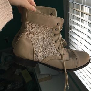 Tan/Lace Lace Up Combat Boots