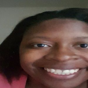 Meet your Posher, Monique