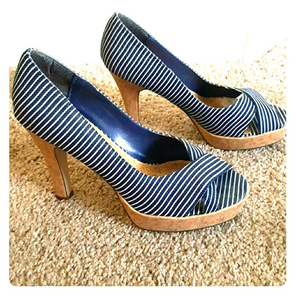 HEELS