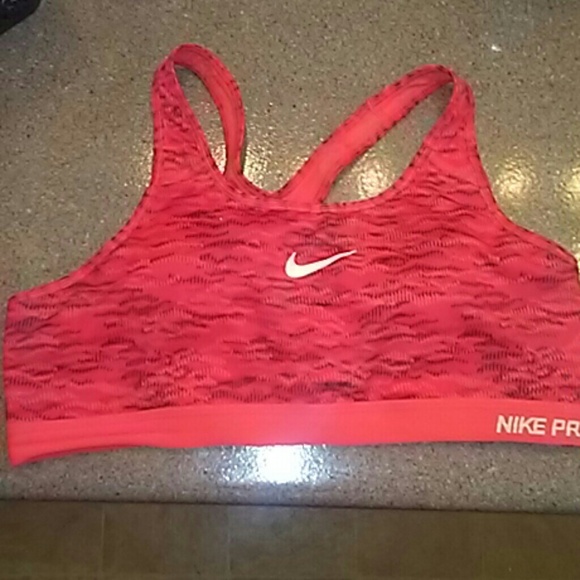 Nike Pro Sports Bra
