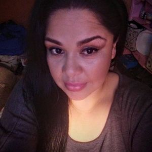 Meet your Posher, Dinora