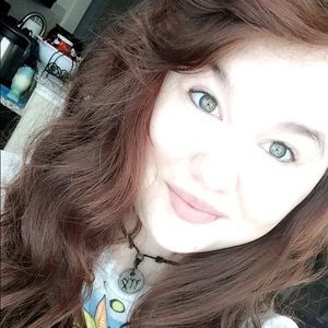 Meet your Posher, Jacqueline