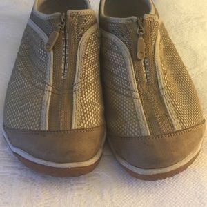 Merrell light shoes