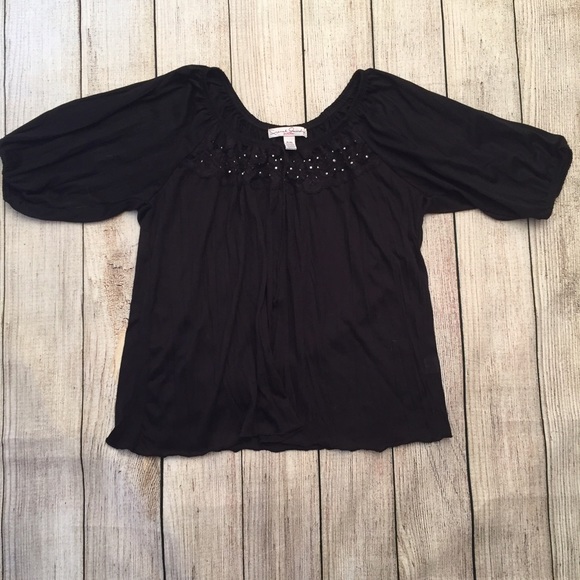 Gorgeous black blouse with bling. Size petite XL
