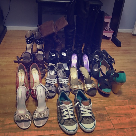 Multiple Shoes Size 7-7.5 - image 1