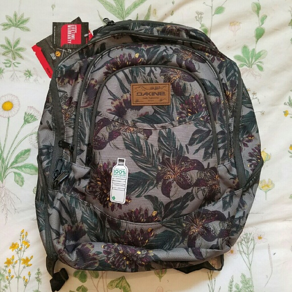 Brand New Dakine Backpack 25L
