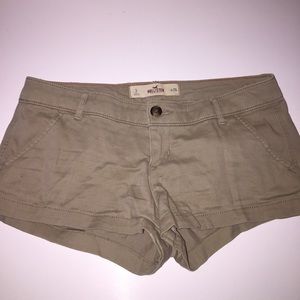 Hollister khaki shorts