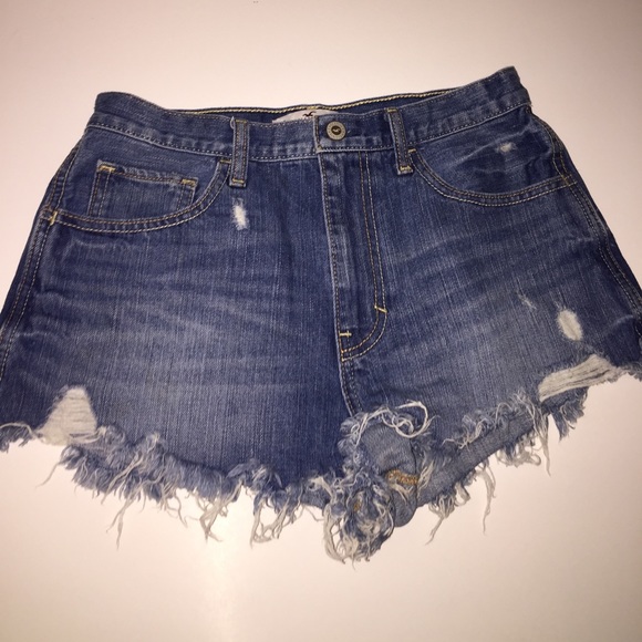 Hollister high waisted shorts