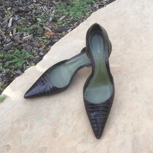 Gorgeous Ann Taylor D'Orsay crocodile pumps sz10