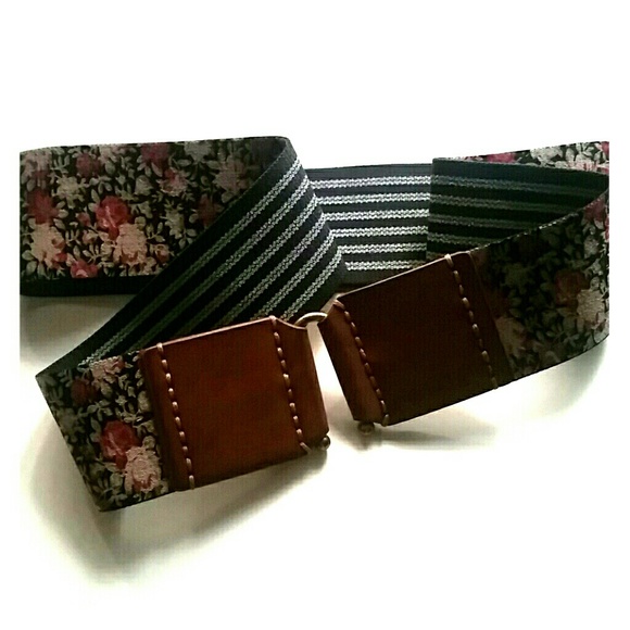 Floral Stretchy Belt - Picture 1 of 3
