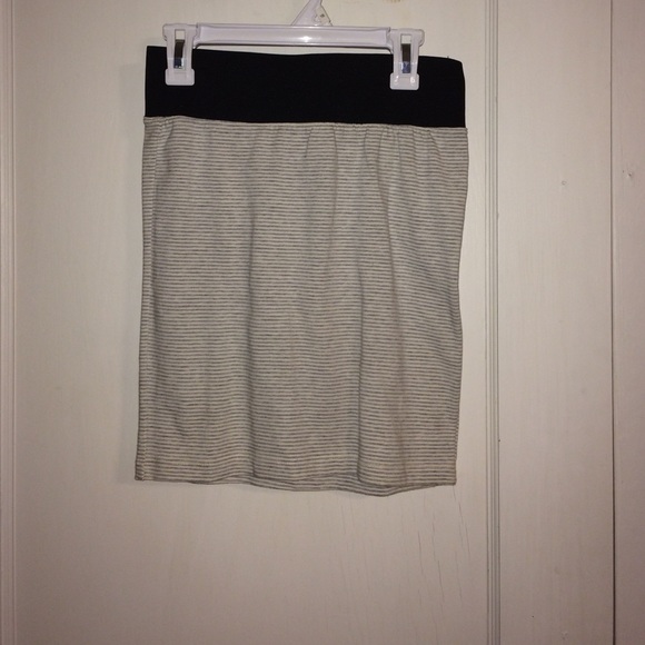 ⭐️️SALE⭐️️ Forever 21 Skirt