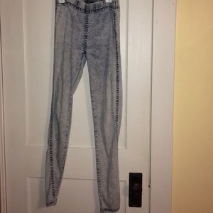 ⭐️️SALE⭐️️ H&M Jeggings