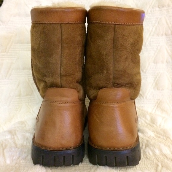 ⭐️SOLD⭐️VGUC Men's Ugg Australia Suede Boots - Picture 3 of 4