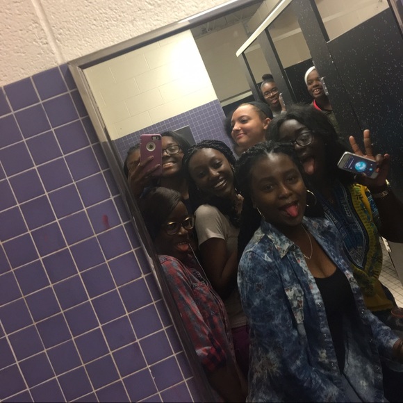 Meet your Posher, Belvia