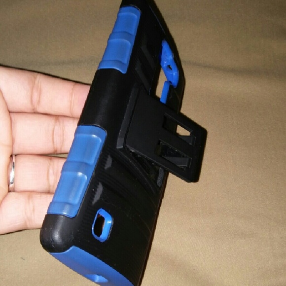 LG Volt Dual Shock Proof Case and Holster - Picture 2 of 4