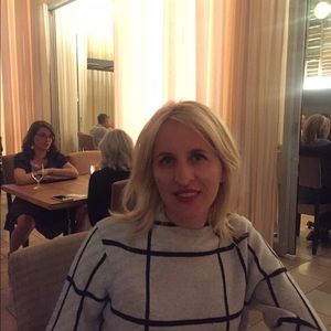 Meet your Posher, Irena