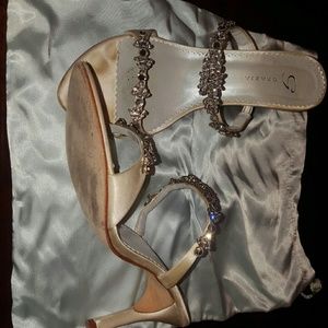 Bridal shoes