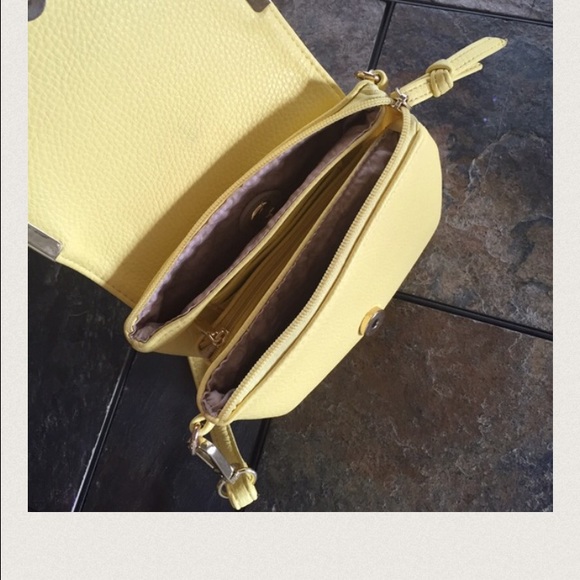 SOLD Yellow cross body 💛🌻 - Picture 3 of 3