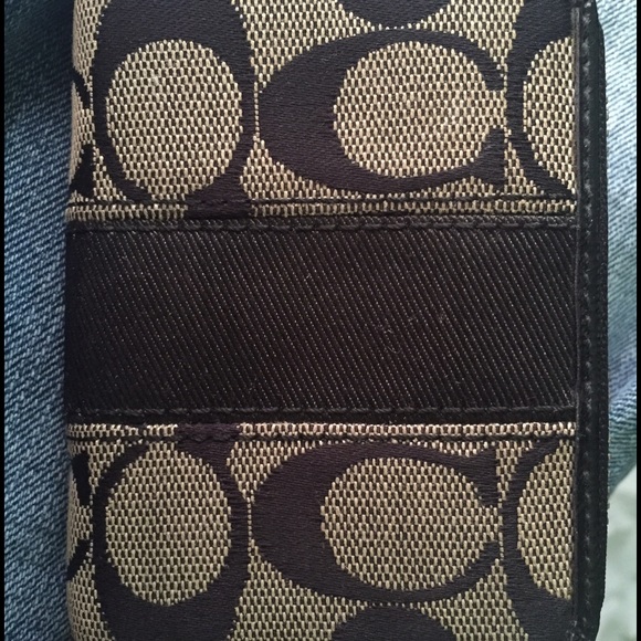 Coach Mini Wallet - Picture 2 of 3